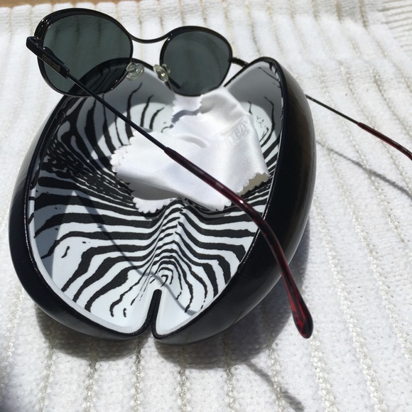 Roberto cavalli 100% Authentic - Picture 3 of 7